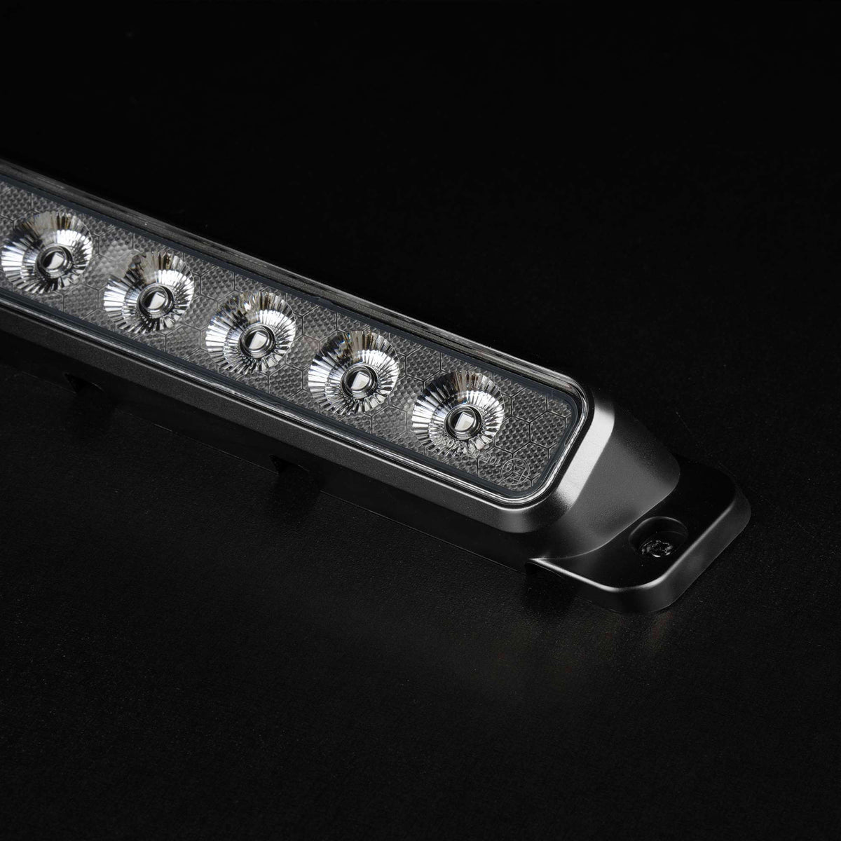 Strands NUUK E-LINE SCENE LIGHT 80W