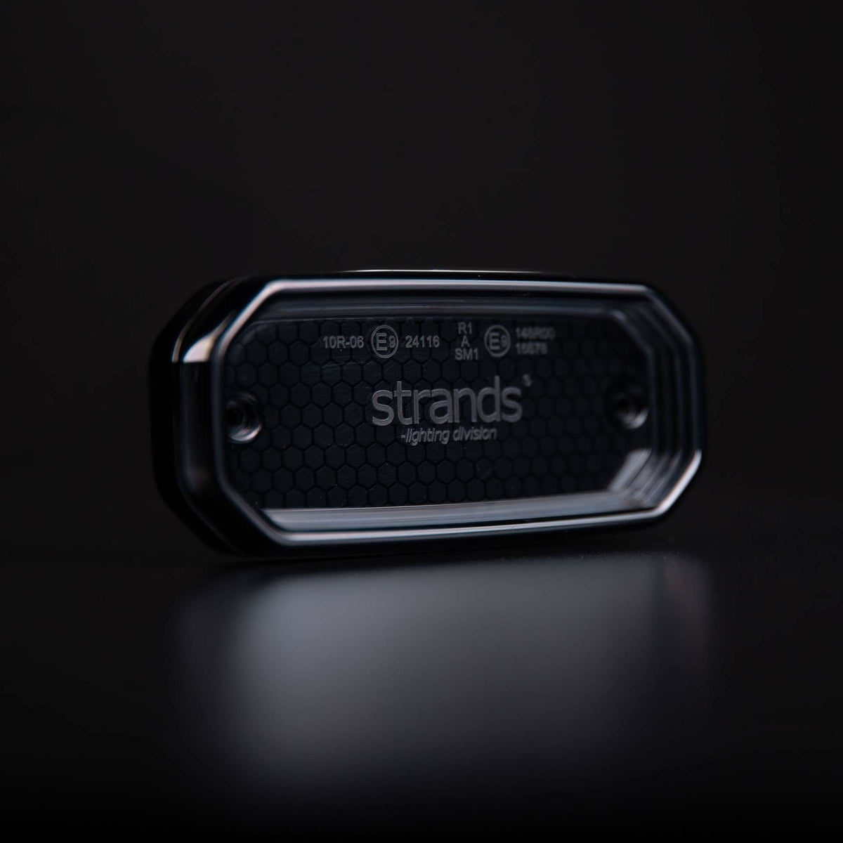 Strands FOR9T SCALE SIDE MARKER