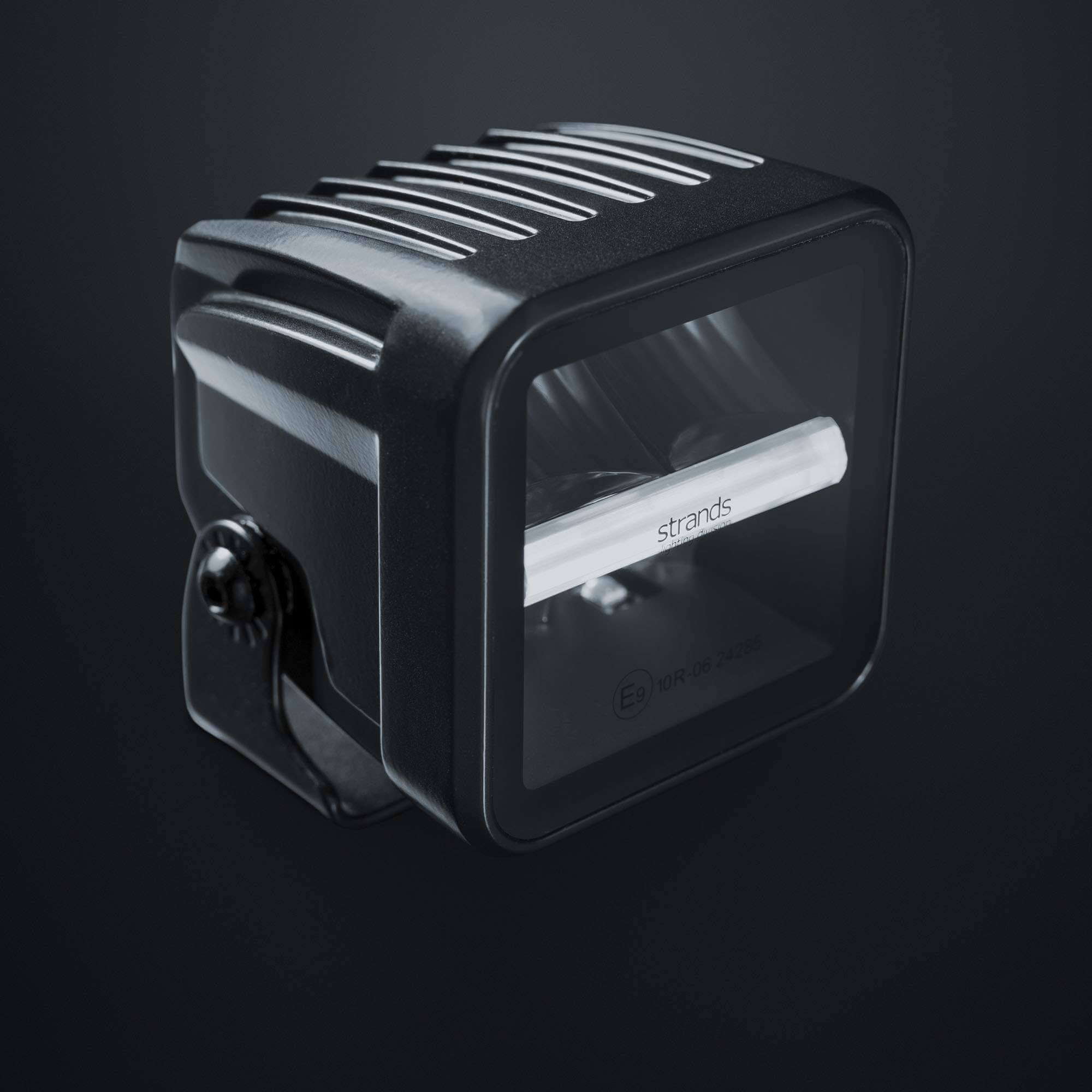 Strands SIBERIA XP QUBE WORK LIGHT 38W