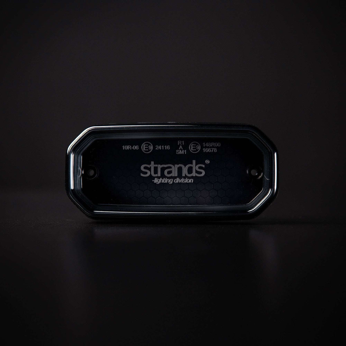 Strands FOR9T Scale Rear Position Light
